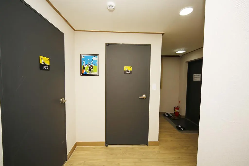 24 Guesthouse Kyunghee University Guest house